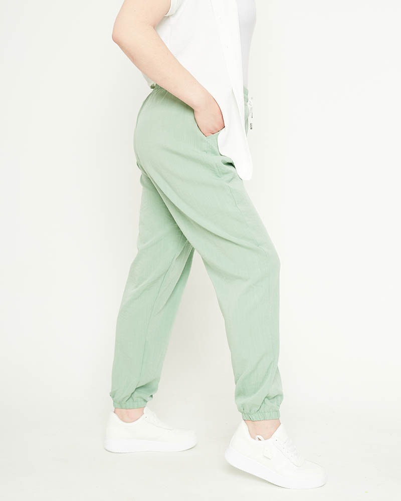 Sieviešu zaļa auduma bikses - Apģērbs