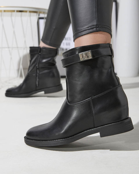 Klasiski siltināti sieviešu zābaki melnā krāsā Leverrs- Footwear