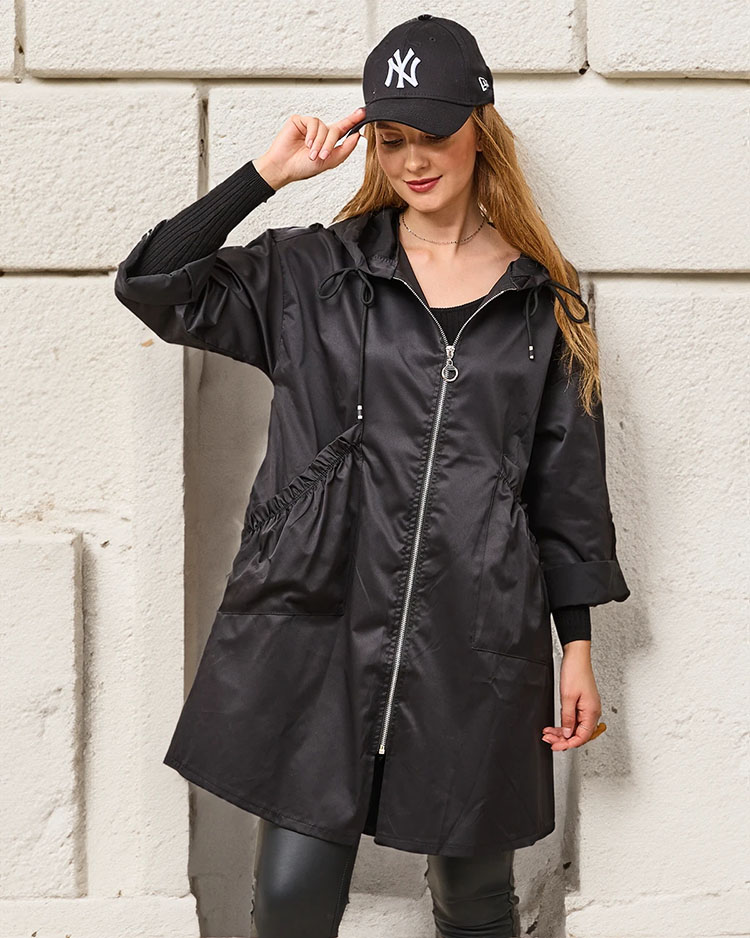 Melna sieviešu mēteļa jaka ar kapuci- Apģērbs