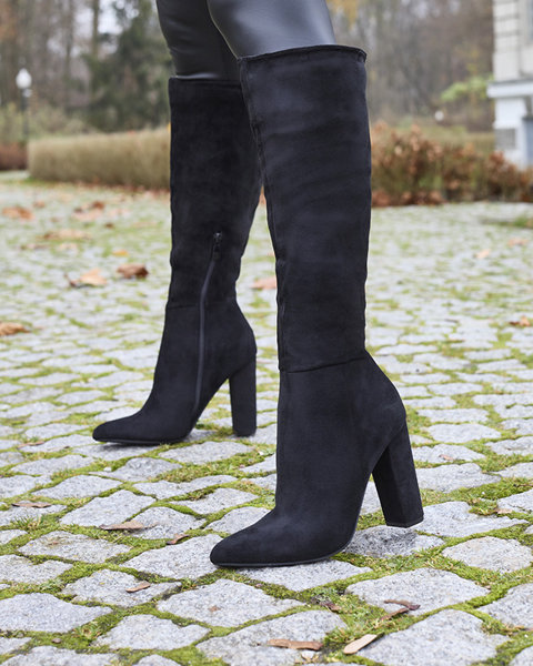 Melni sieviešu zābaki uz maciņa Livena- Footwear