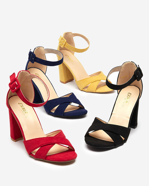 OUTLET Dzeltenas sieviešu sandales uz Lexyra staba - Apavi