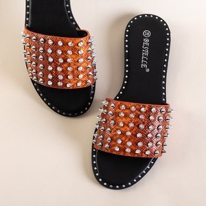 Oranžas sieviešu sandales ar Maurella kniedēm un sprauslām - Apavi