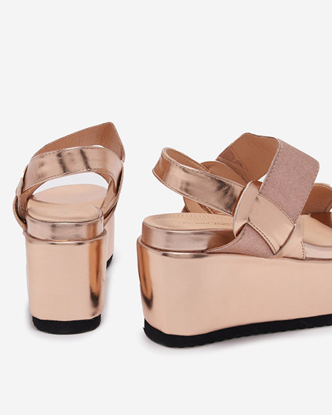 Rozā un zelta sieviešu eko ādas sandales uz Kosall-Footwear platformas