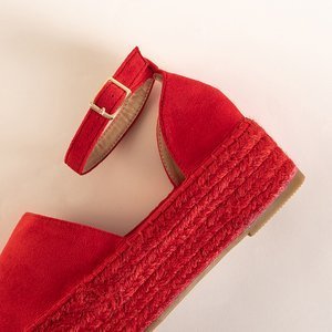 Sarkanas sieviešu sandales uz Ponera platformas - Apavi