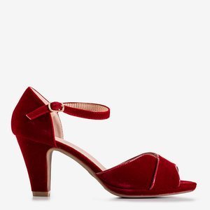 Sarkanas sieviešu sandales uz staba Idela - Apavi