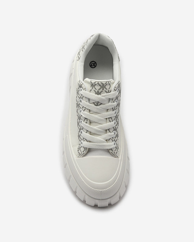 Sieviešu sporta apavi baltā krāsā ar rakstainiem ielaidumiem Leritic - Apavi