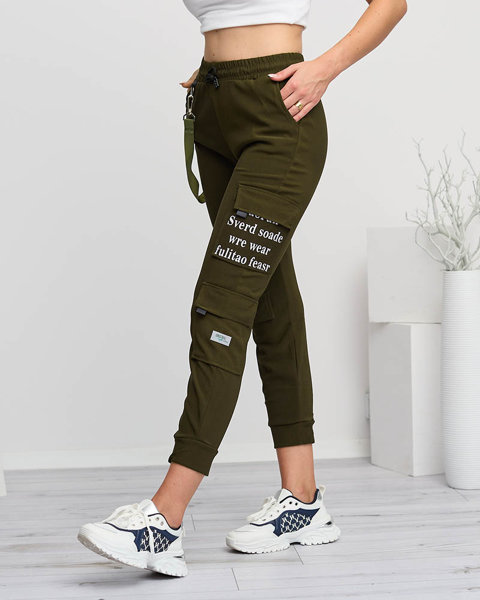 Tumši zaļas sieviešu kravas bikses ar uzrakstiem - Apģērbs