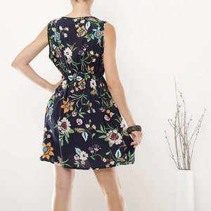 Женское платье с цветочным мотивом